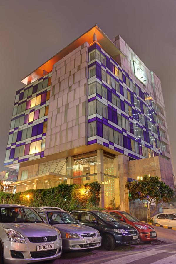 Mosaic Hotel, Noida Exterior photo